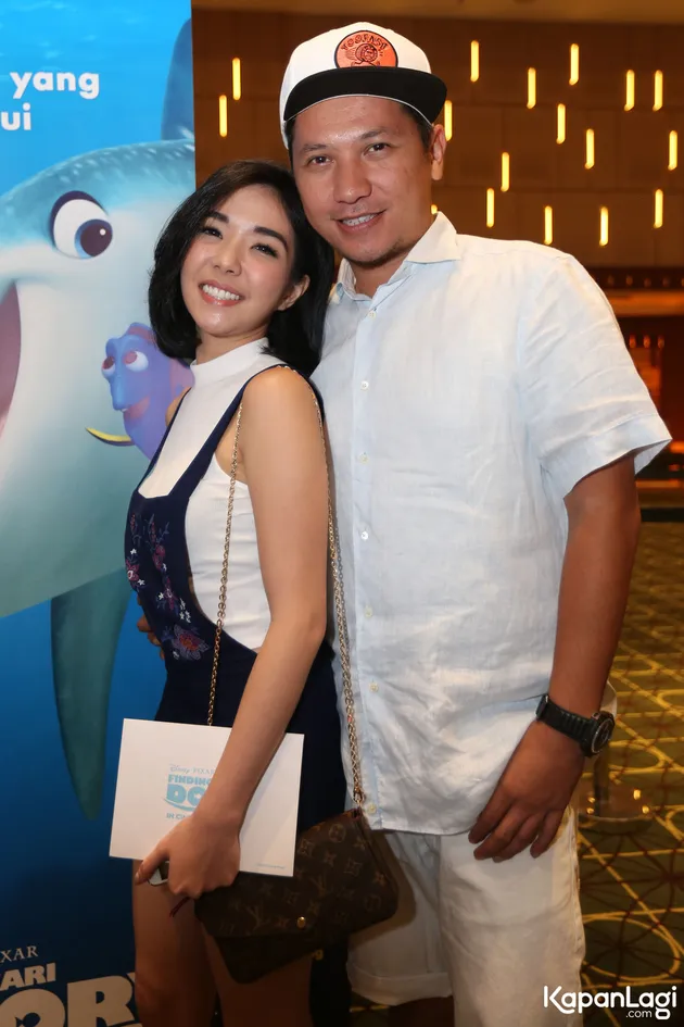 Syahrini - Raffi Ahmad 