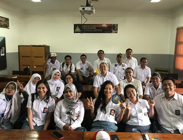 Indah Kalalo Reunian SMA
