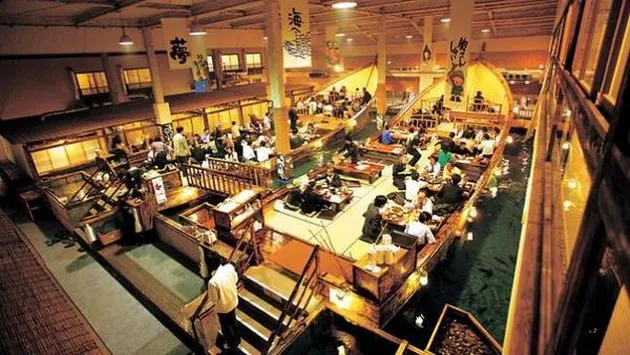 restoran paling aneh