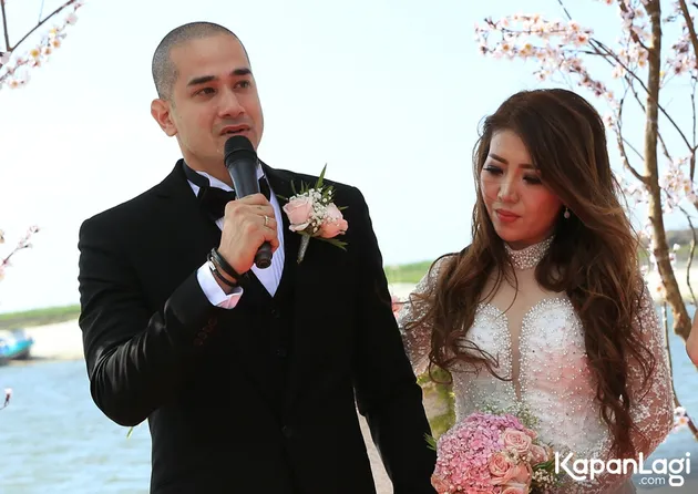 okan kornelius, mey lee