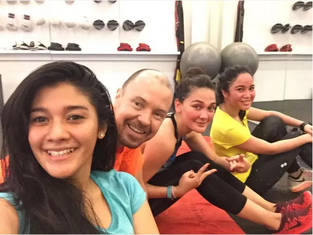 Selebritis Ini Tampil Cantik Tanpa Make Up!