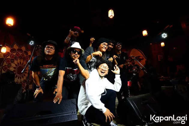 FOTO: OM PMR Rilis \&#039;Too Long To Be Alone\&#039;