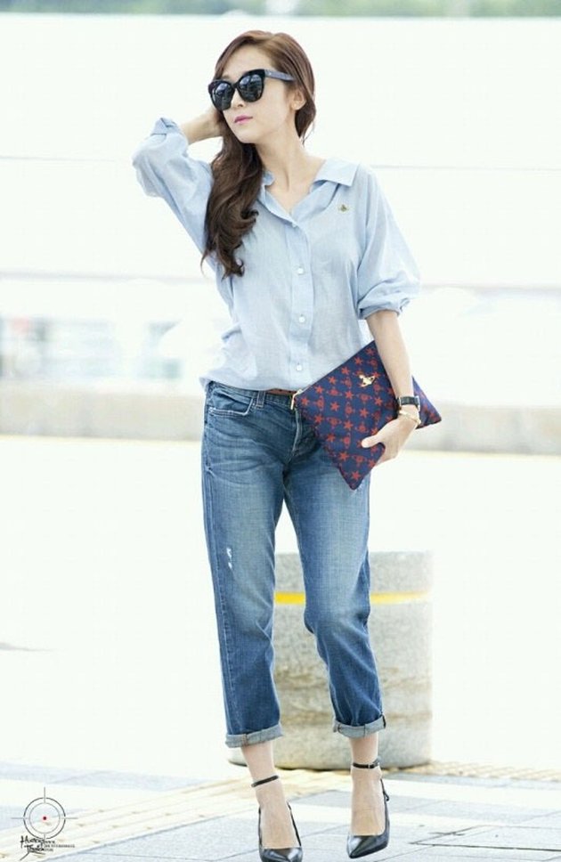 FOTO OOTD  Celana  Jeans Ala Seleb Korea Cool dan  