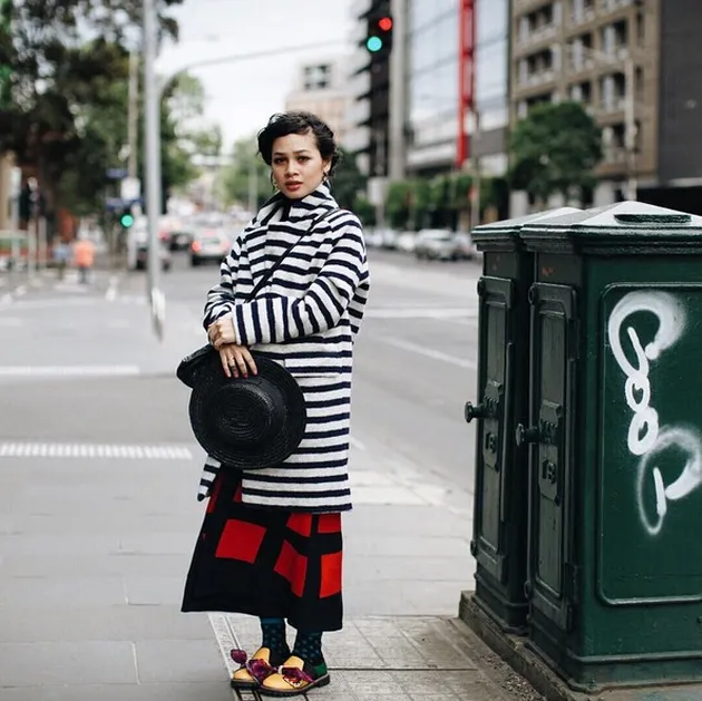 FOTO: OOTD KEREN ANDIEN SAAT HAMIL, STYLISH & MENGGEMASKAN ...