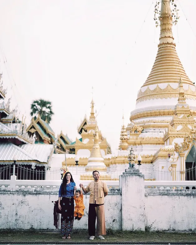 OOTD Sabai Morscheck di Thailand
