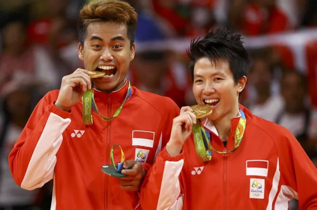 momen indonesia raya berkumandang di Rio 2016