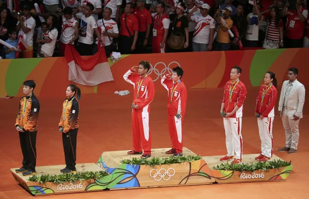 momen indonesia raya berkumandang di Rio 2016