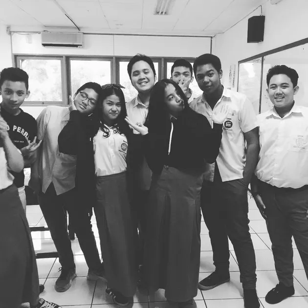 Pacar Azriel Hermansyah