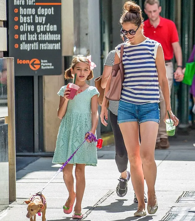 Suri Cruise & Katie Holmes