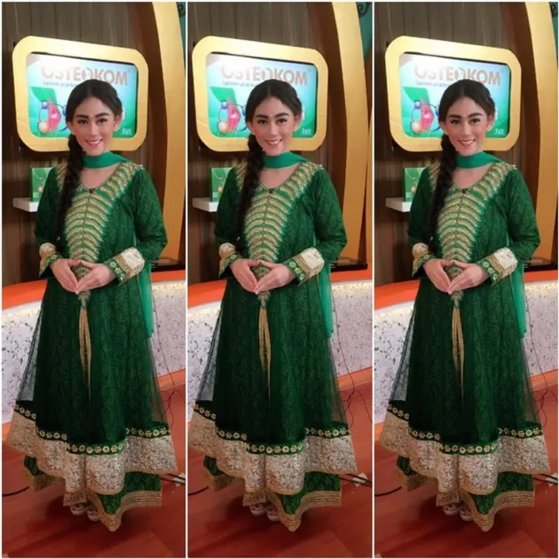 Thalita Latief Pakai Baju India