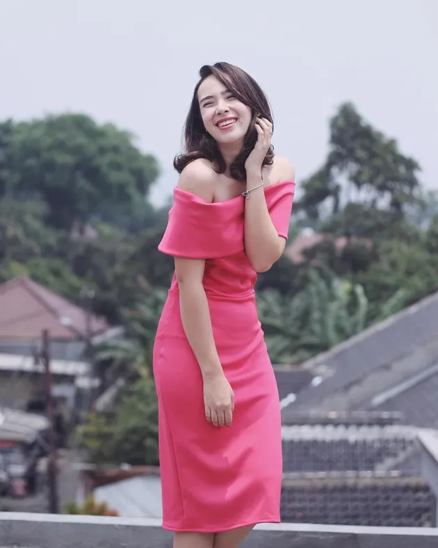 Pamela Bowie Makin Cantik