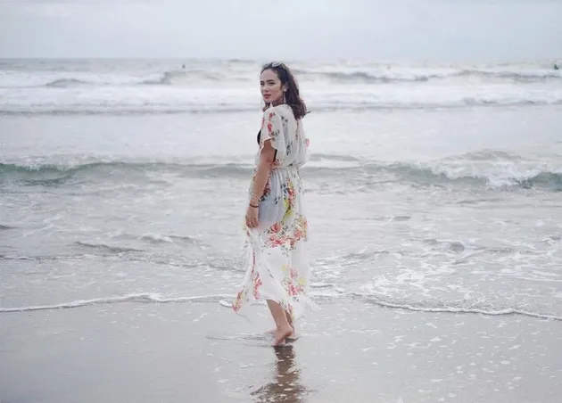 Pamela Bowie Makin Cantik