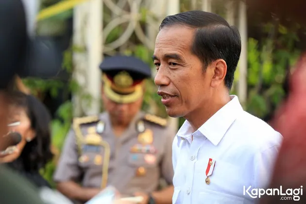 Jokowi - Kahiyang Ayu &amp; Bobby Nasution