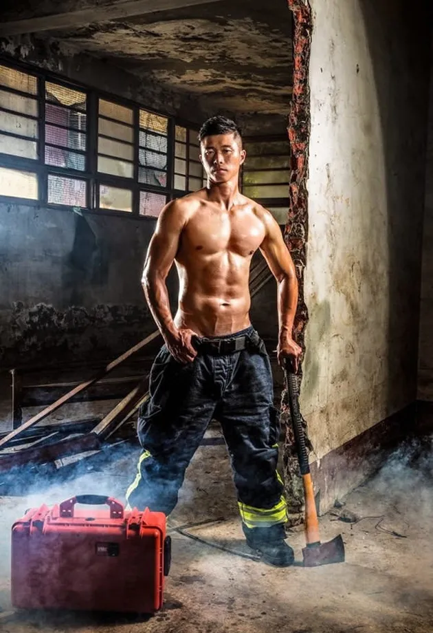 Pemadam Kebakaran Ganteng