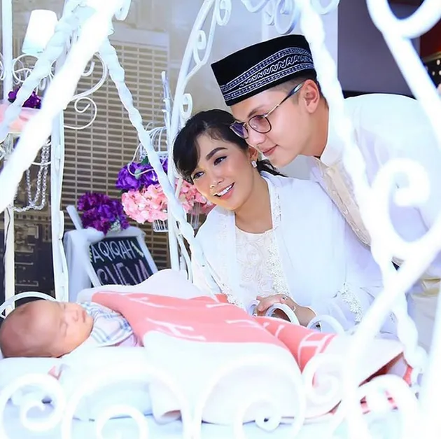 Para Tamu Aqiqah Putri Bungsu Ussy - Andika
