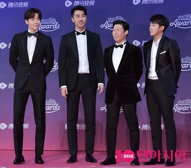 red carpet tvN10 Awards