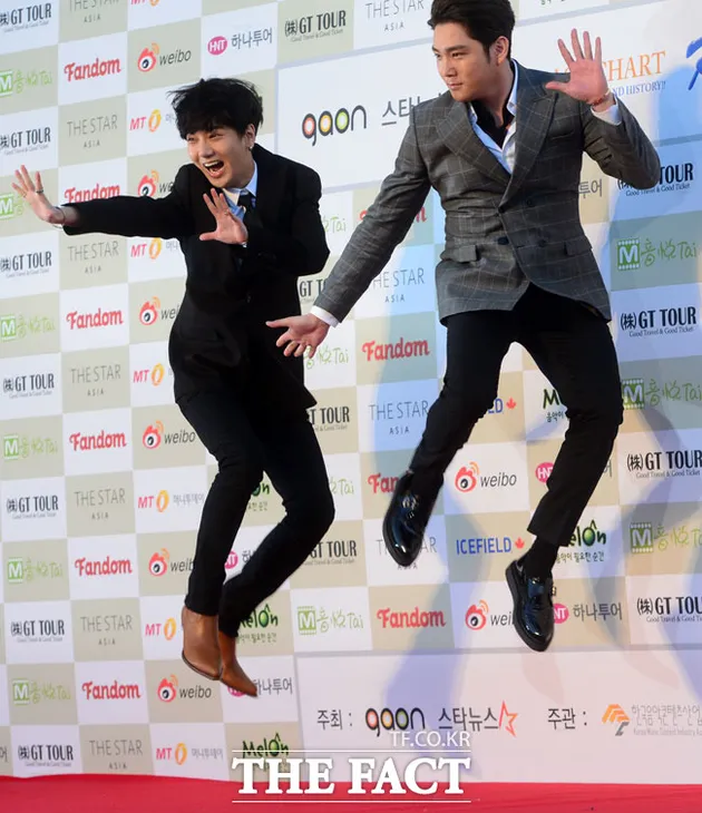 Carpet Merah 5th Gaon Chart K-Pop Awards