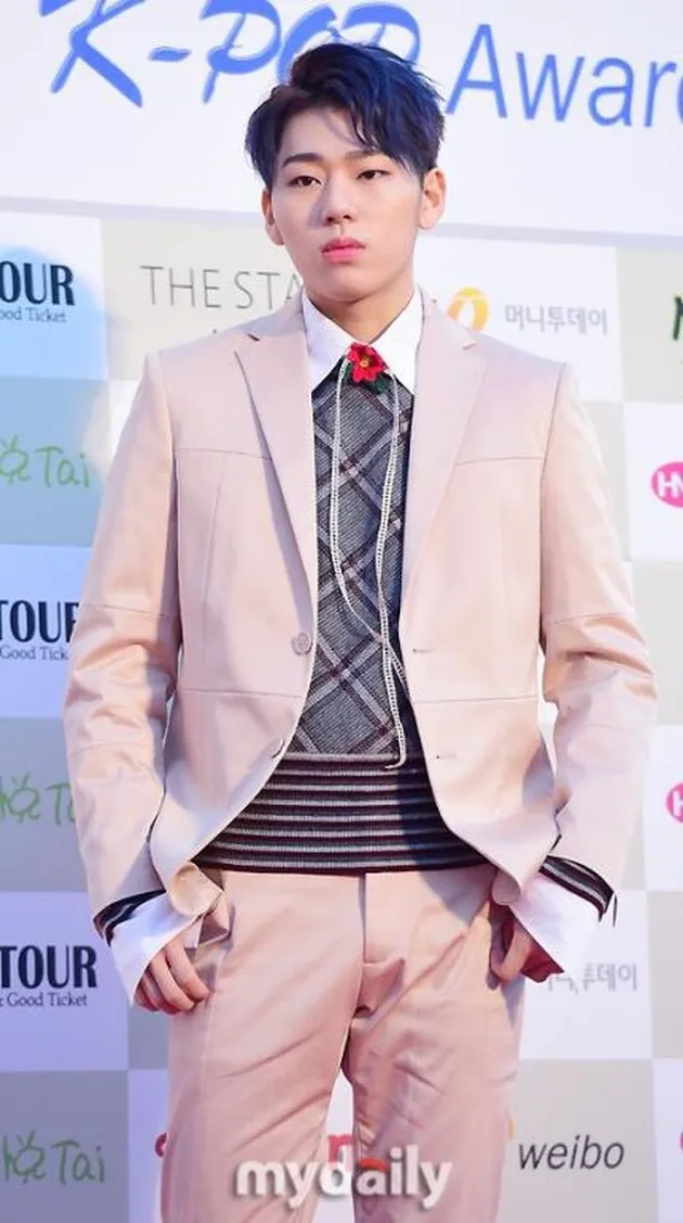 Carpet Merah 5th Gaon Chart K-Pop Awards