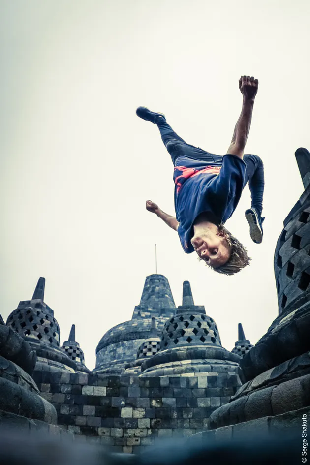 parkour, red bull, parkour atlet, candi borobudur