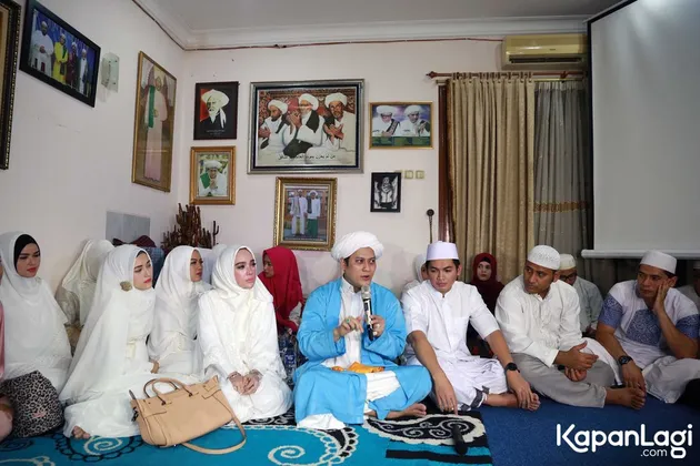 Pasha Ungu dan Adelia