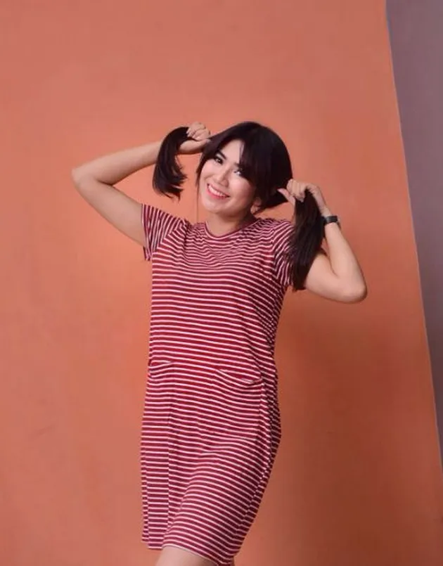 Staff Ojek Online Cantik