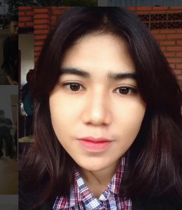 Staff Ojek Online Cantik