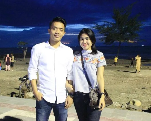 Staff Ojek Online Cantik