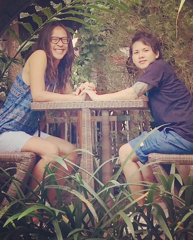 Aming &amp; Istri Liburan di Jogja