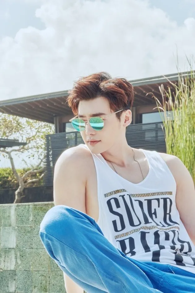 Lee Jong Suk