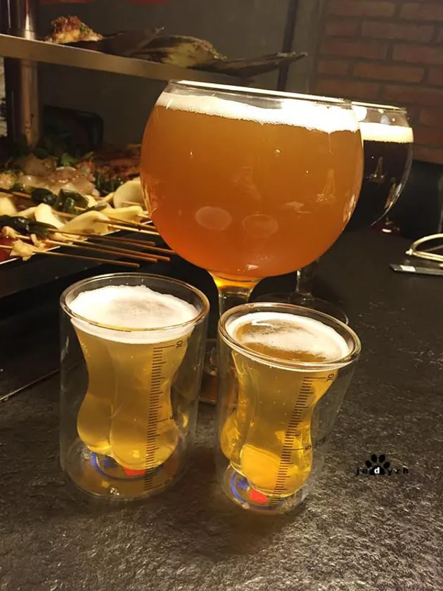 restoran bertema mesum di Beijing - China