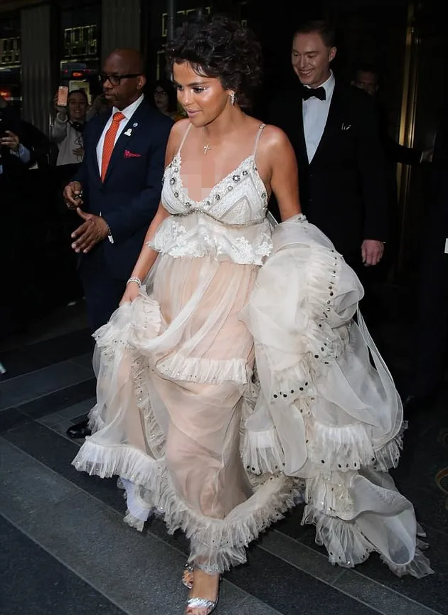 Selena Gomez Met Gala 2018