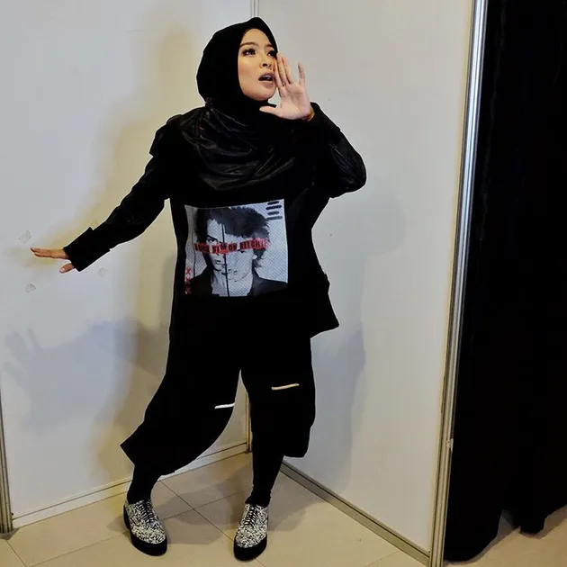 Tantri Kotak Berhijab