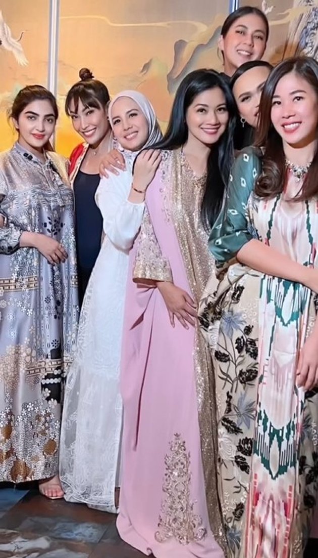 Photos of Titi Kamal's Appearance at Bukber with the Cendol Gang that Garner Praise, Called Refreshing and More Beautiful