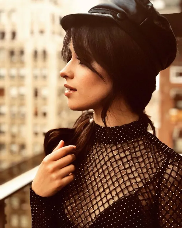 Pada tanggal 18 Desember 2016, Camila Cabello dengan berani memilih untuk mundur dari Fifth Harmony dan mulai bersolo karir.