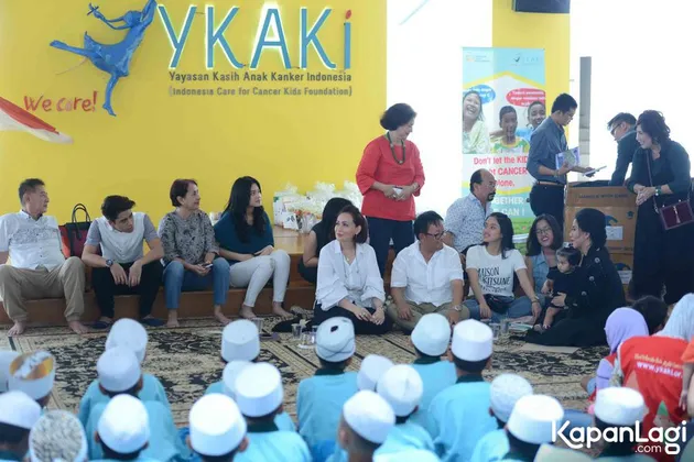 Ultah Ke-45 Venna Melinda