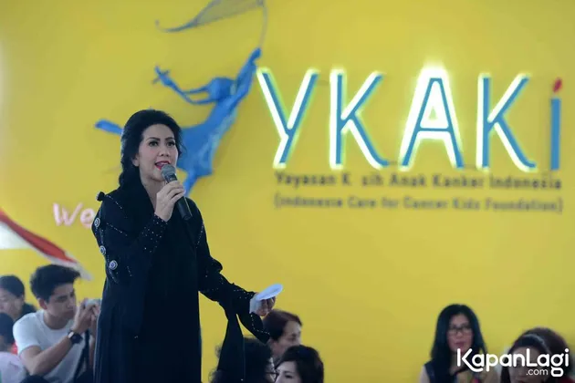 Ultah Ke-45 Venna Melinda