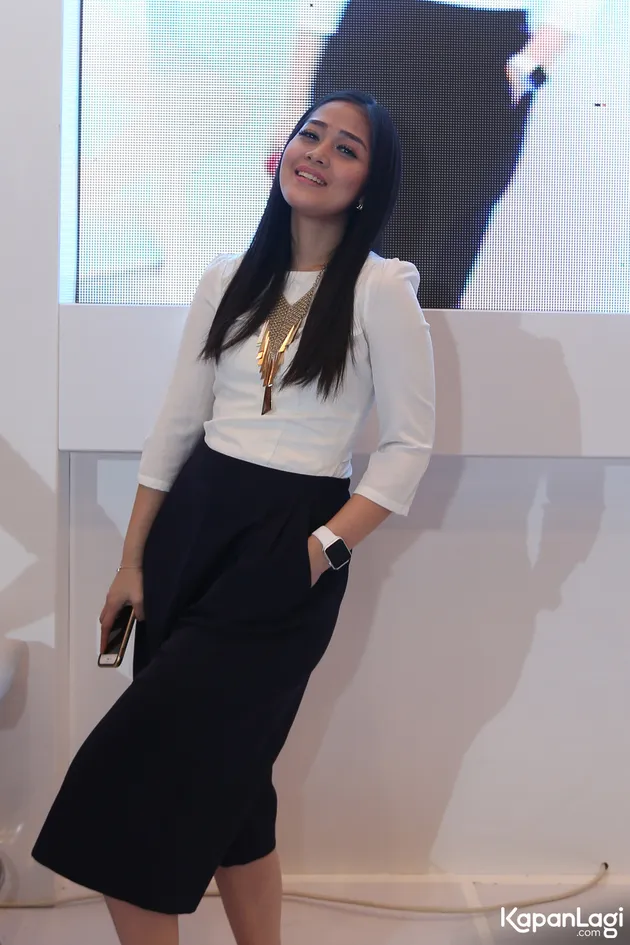 Gracia Indri