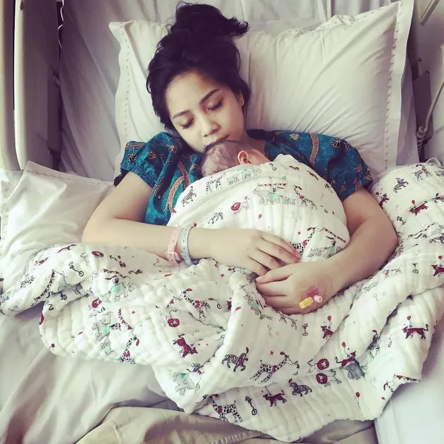 Foto anak Raffi Nagita - Rafathar Ahmad