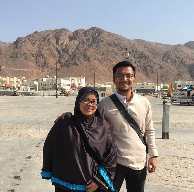 Ihsan Tarore