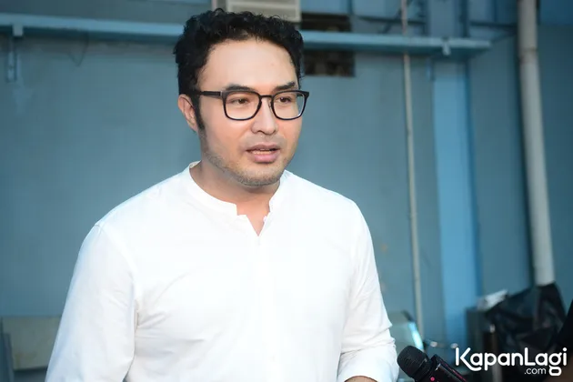 Cara Surya Saputra merawat anak
