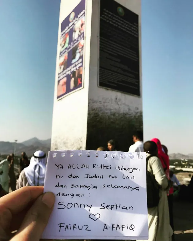 Fairuz A Rafiq Umrah