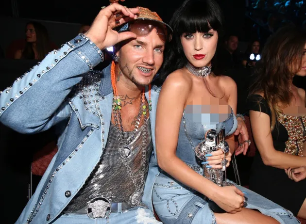 Pasangan Artis Hollywood Settingan