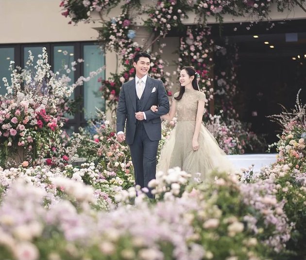 Photos of Hyun Bin and Son Ye Jin's Wedding Released by Agency, Like a Fairy Tale Couple