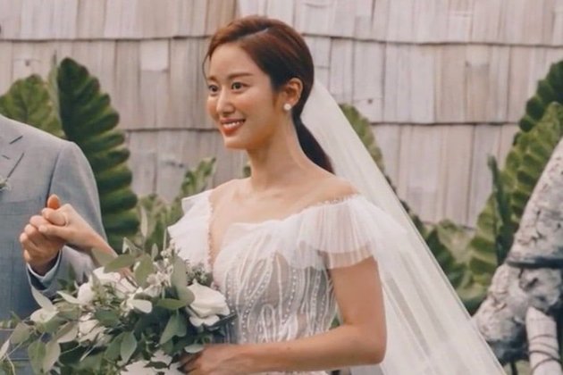 PHOTO: Jeon Hye Bin's Wedding in Bali, Beautiful and Simple with a Garden Party