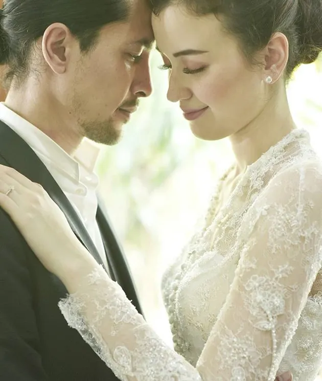 Kimberly Ryder - Edward Akbar