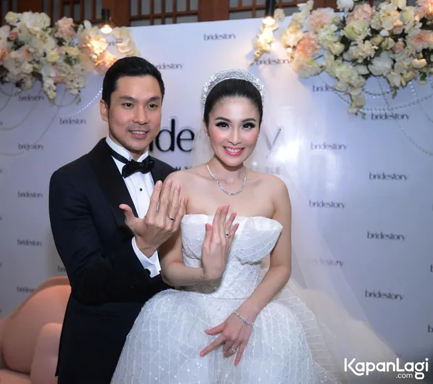 Sandra Dewi