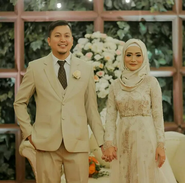 Tito Haris Mantan Suami Dian Pelangi Menikah