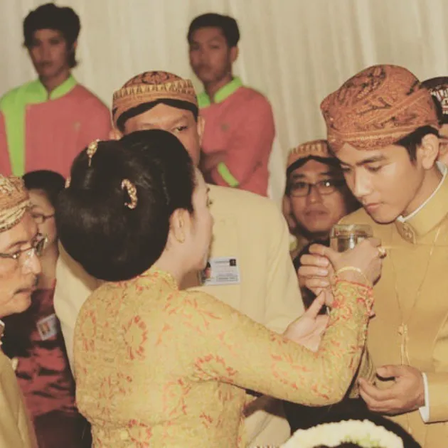 foto-foto Selvi Ananda - Menantu Jokowi hamil