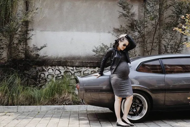 OOTD Hamil Atiqah Hasiholan