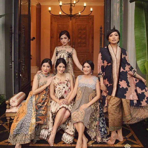 Girls Squad Jesica Iskandar &amp; Nia Ramadhani